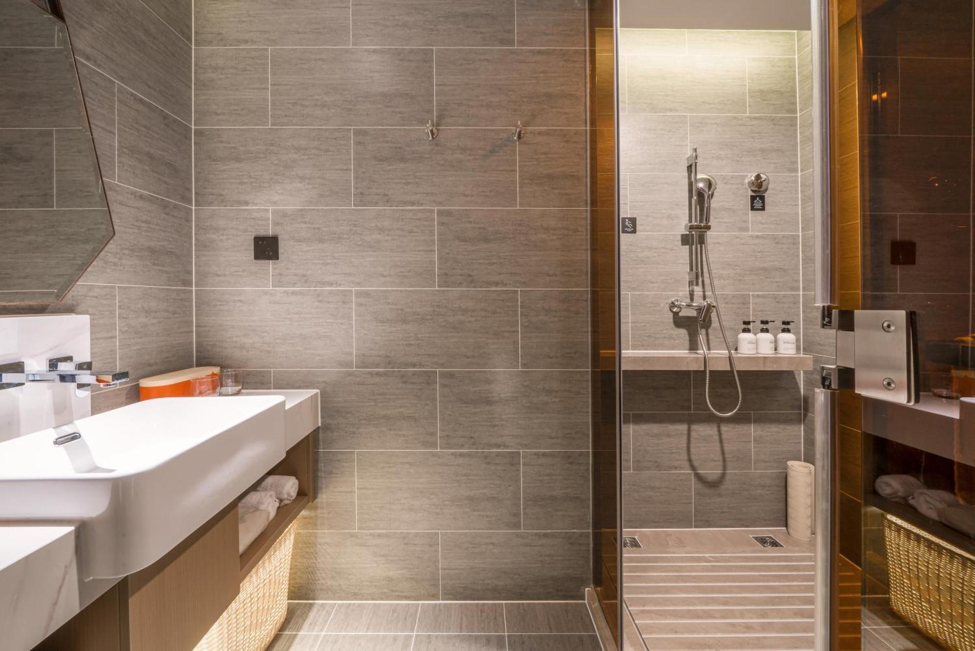 Atour Hotel Luzhou Bubugao New World 외부 사진