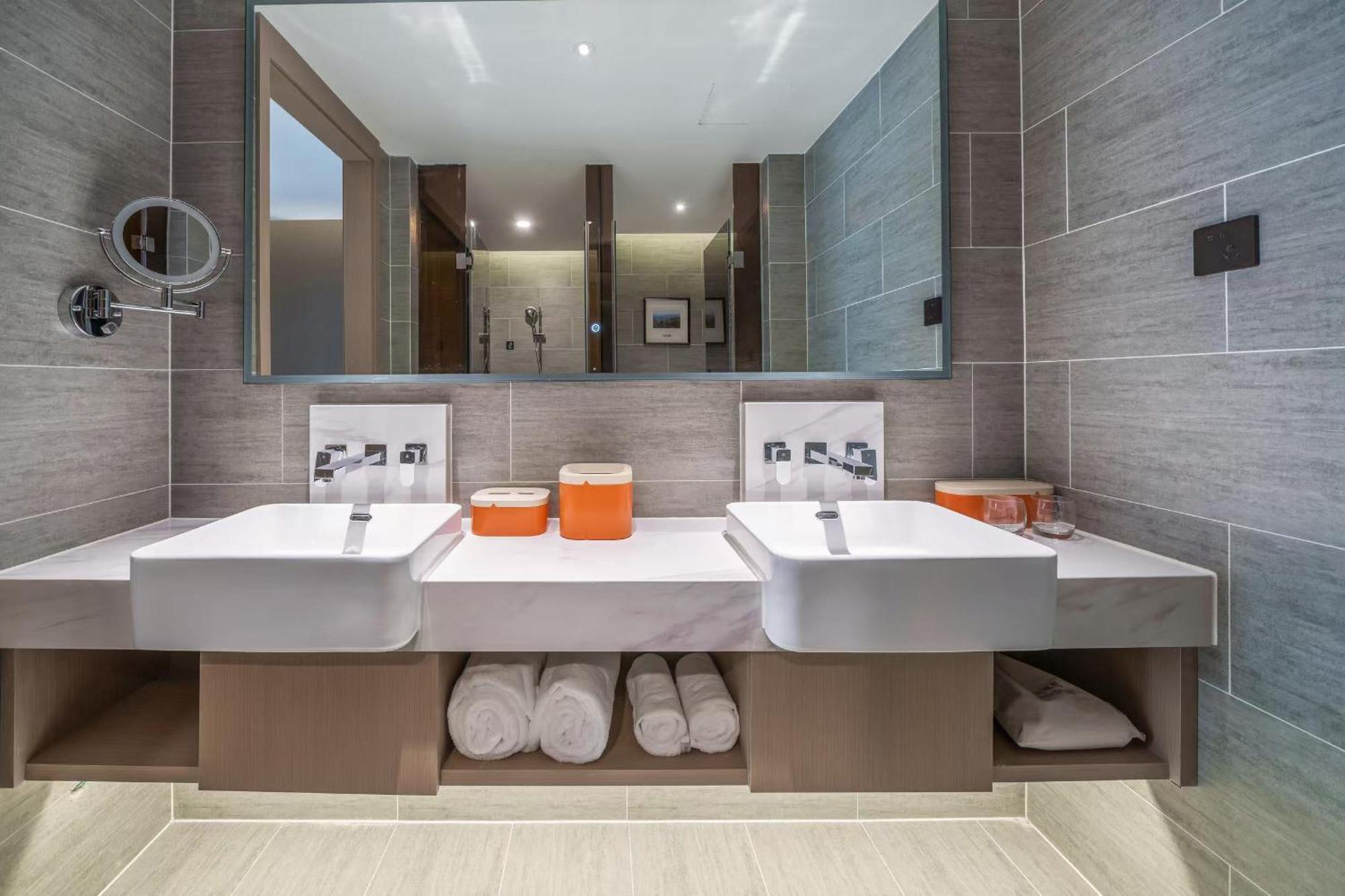 Atour Hotel Luzhou Bubugao New World 외부 사진